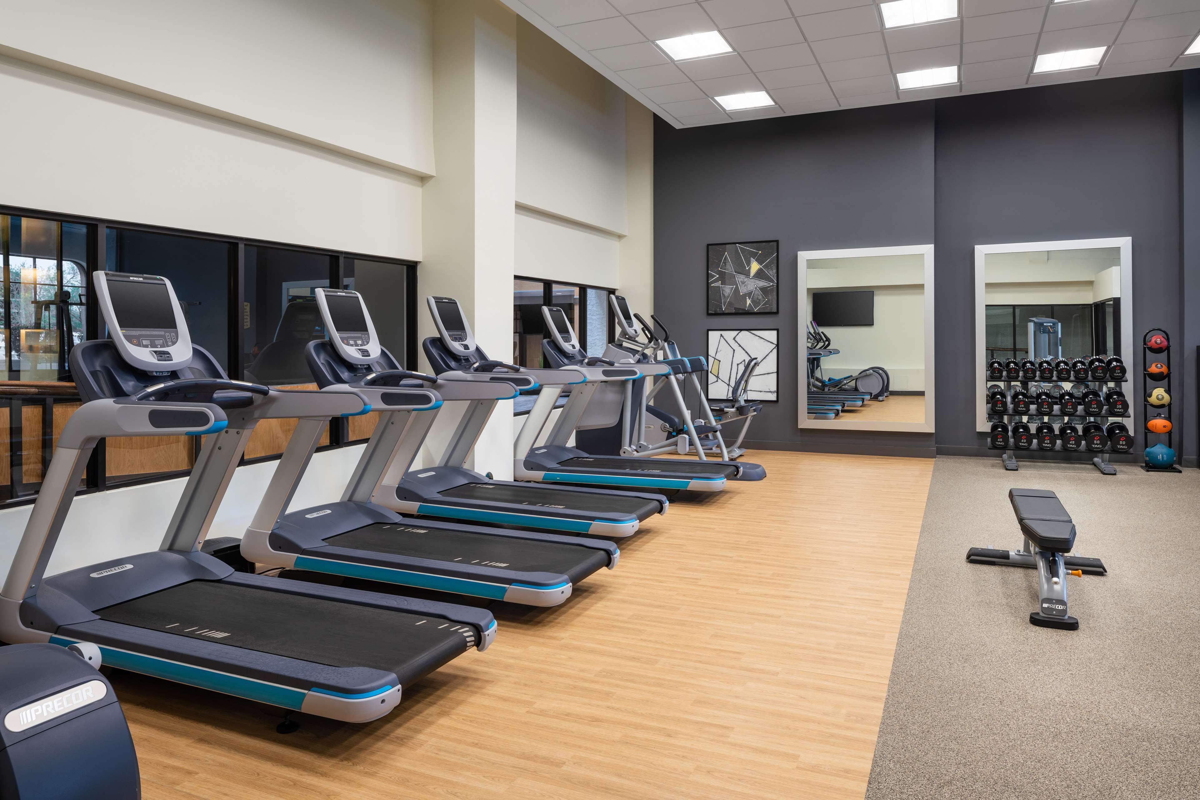 Embassy Suites By Hilton Austin Central Ngoại thất bức ảnh