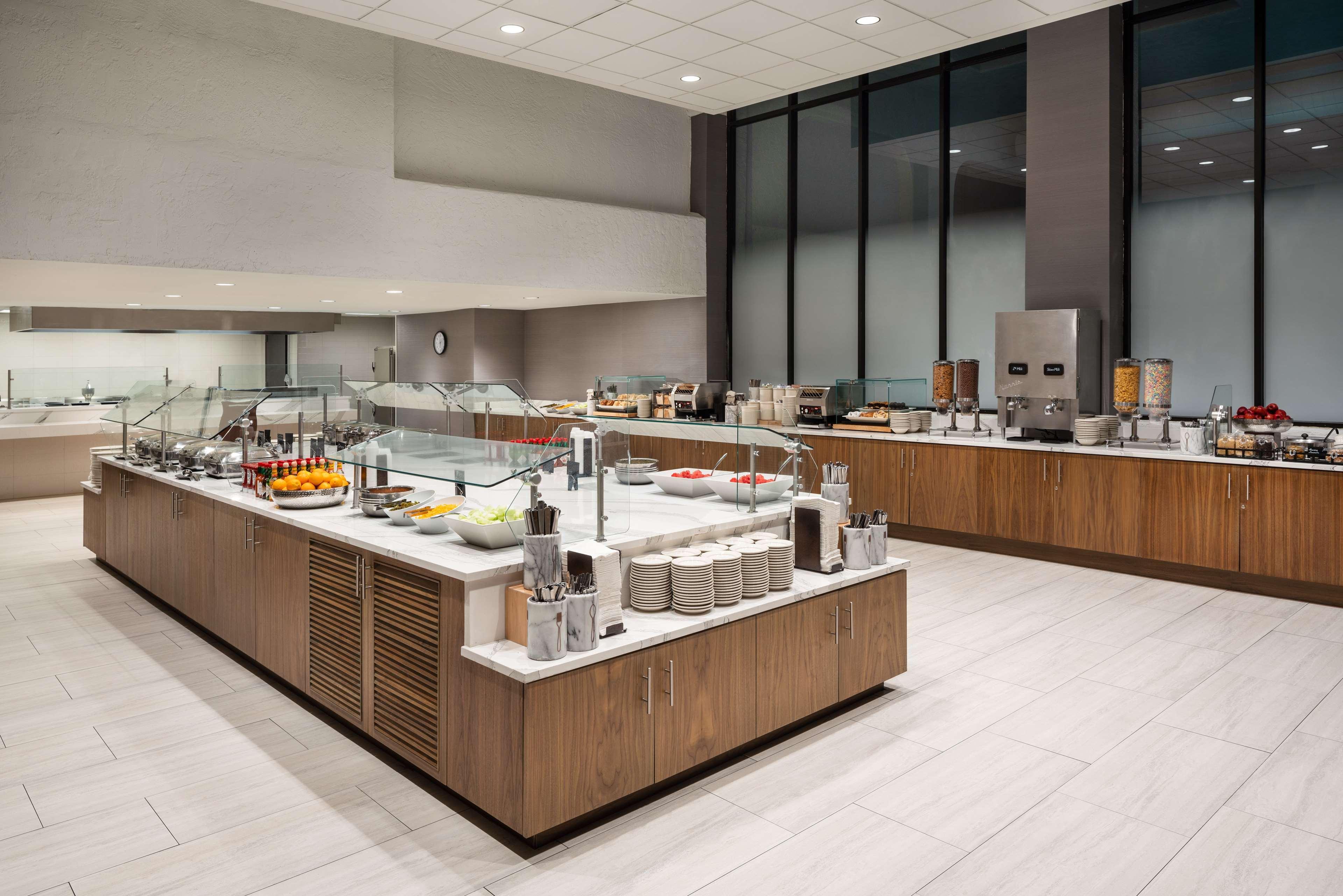 Embassy Suites By Hilton Austin Central Ngoại thất bức ảnh