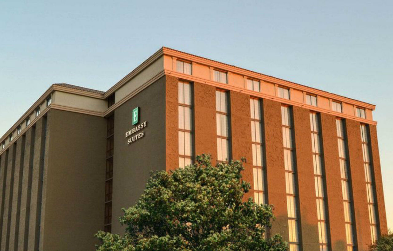 Embassy Suites By Hilton Austin Central Ngoại thất bức ảnh